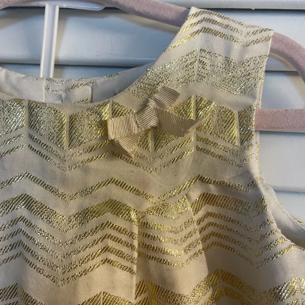 Tahari Baby Gold Metallic Tunic & Legging Set Size 24 Month.Pearl Button Back - Picture 2 of 6